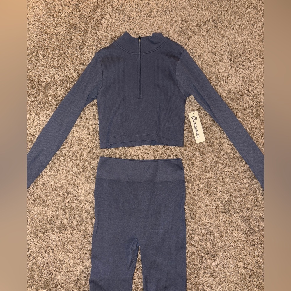 NEW WITH TAGS No Boundaries blue long sleeve top and leggings set #activewear